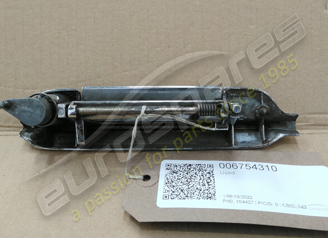 gebrauchter lamborghini rechter aussentürgriff. teilenummer 006754310 (2)