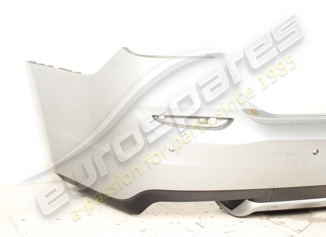 gebraucht maserati hinten stoßstangen und hintere aerodynamik. teilenummer 673004368 (2)