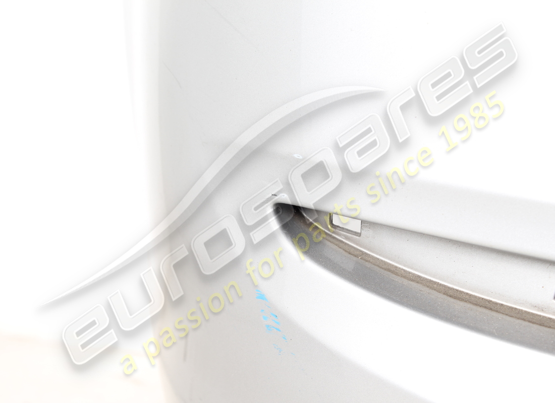 gebraucht maserati hinten stoßstangen und hintere aerodynamik. teilenummer 673004368 (3)