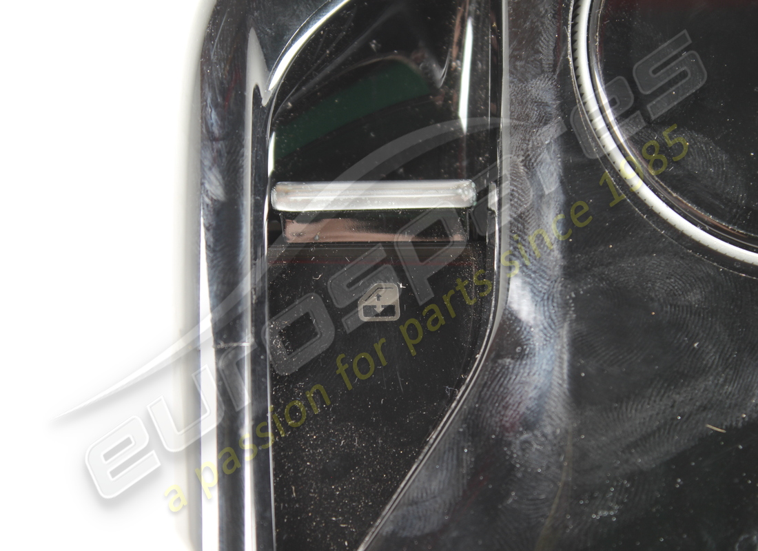 gebrauchte ferrari magic surface-lünette. teilenummer 857462 (2)