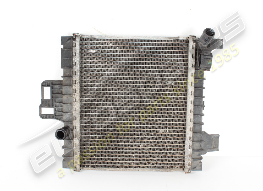 GEBRAUCHTER Lamborghini ZUSATZKÜHLER . TEILENUMMER 4M0121218F (1)