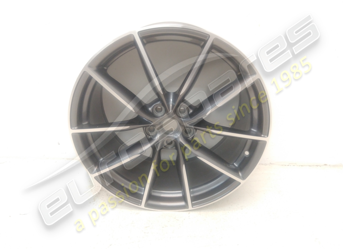 neues ferrari hinterrad. teilenummer 866483 (1)