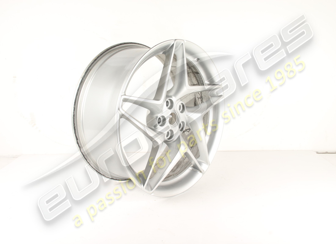 gebrauchtes ferrari linkes vorderrad. teilenummer 861242 (2)