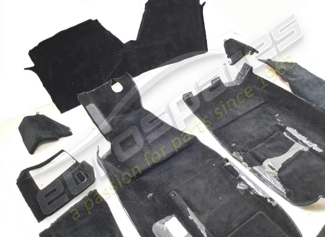gebraucht eurospares ferrari 550 maranello teppichsatz (lhd). teilenummer eap1374161 (2)