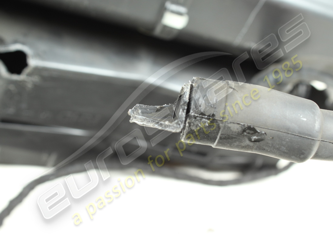 beschädigte ferrari komplette klimaanlage. teilenummer 781682 (4)