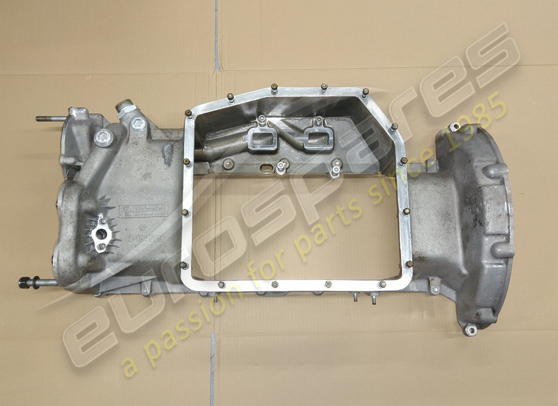 gebrauchte ferrari motorölwanne. teilenummer 165757 (2)