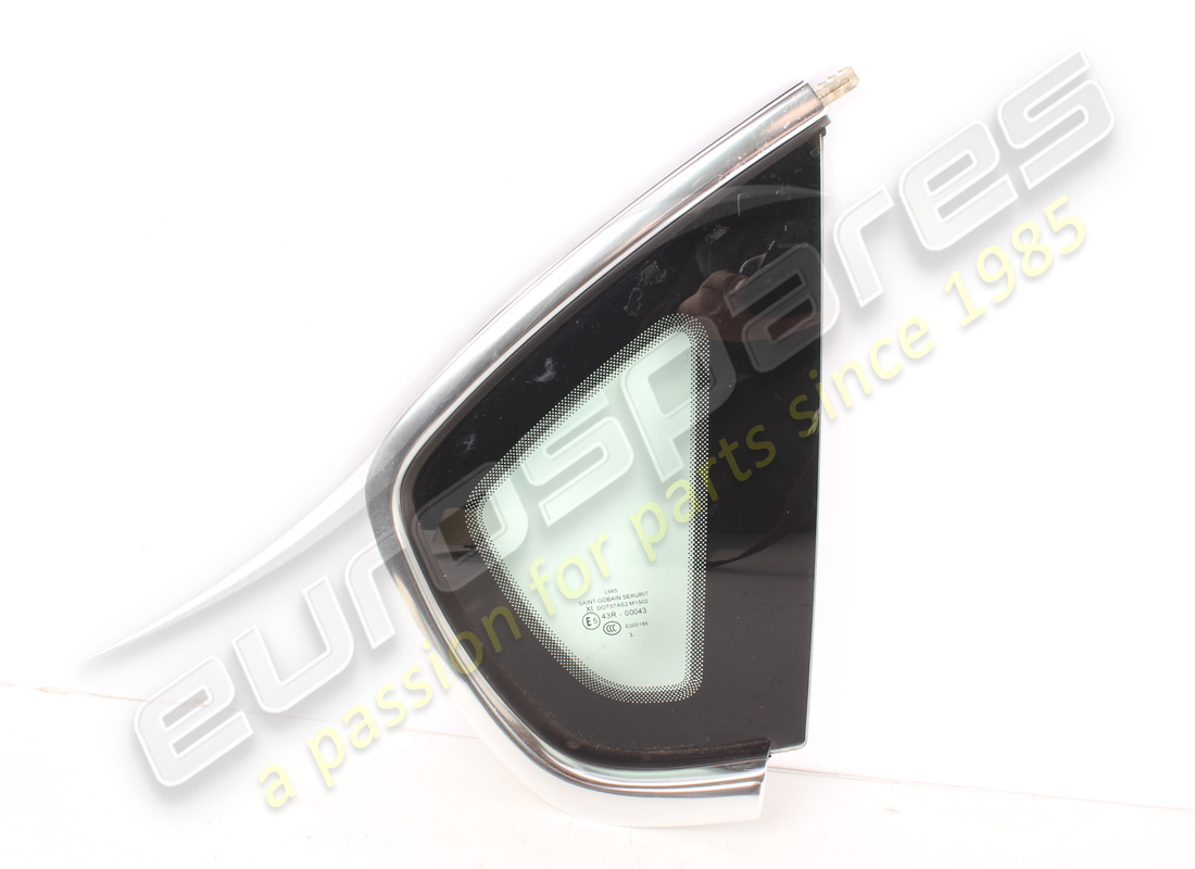 GEBRAUCHT Maserati RECHTS DRITTES BREMSLICHTFENSTER . TEILENUMMER 673008989 (1)