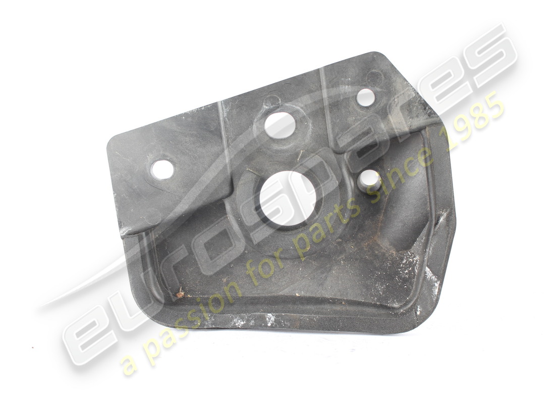 gebraucht maserati komplettes wasserunterteil unter der windschutzscheibe. teilenummer 670003428 (2)