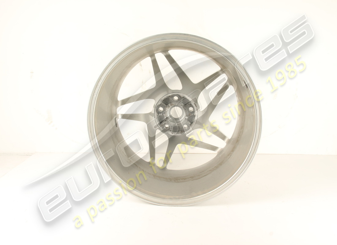 gebrauchtes ferrari linkes hinterrad. teilenummer 861251 (3)