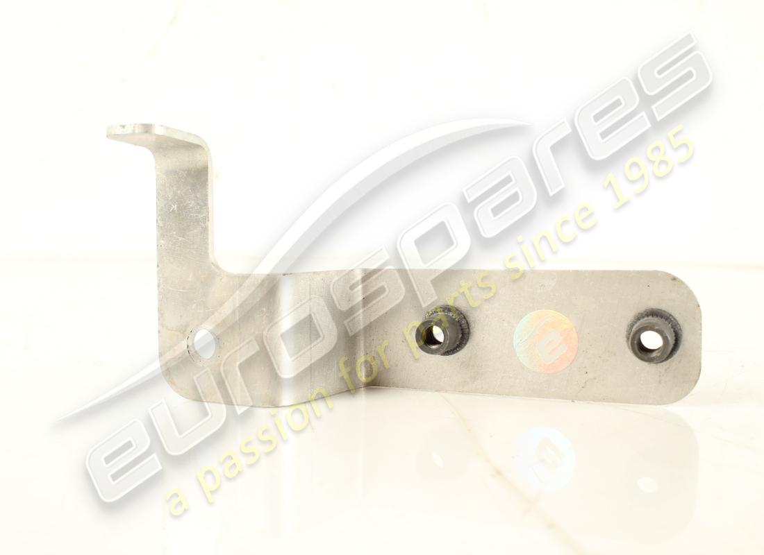verwendete lamborghini halterung. teilenummer 470825513 (2)