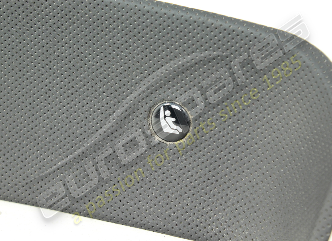 used ferrari copertura isofix dx complete. part number 977645 (2)
