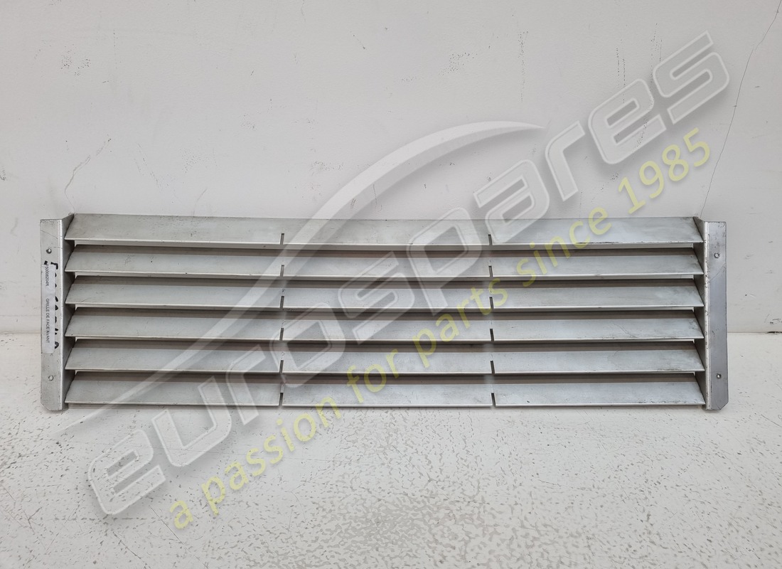GEBRAUCHTER Ferrari MOTORHAUBENGITTER 512BB SILBER. TEILENUMMER 50006204 (1)