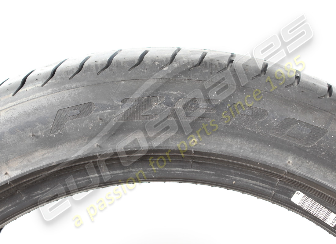 neuer maserati pirelli-reifen p zero xl mgt, 295/40 r20 (110y). teilenummer 670034882 (3)