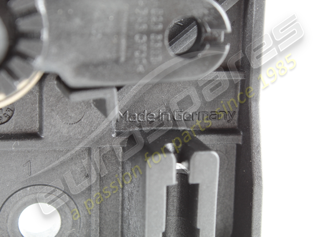 GEBRAUCHTE Lamborghini MONTAGEHALTERUNG . TEILENUMMER 4M2823633C9B9 (1)