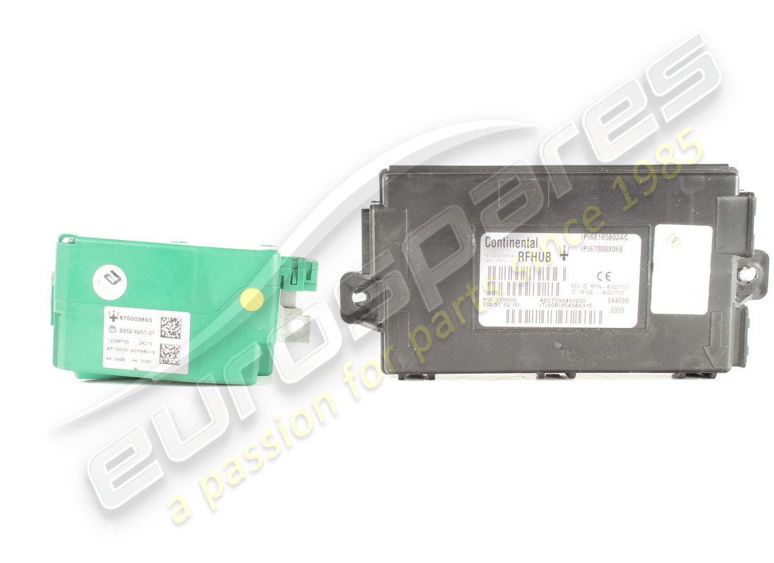 GEBRAUCHTES Maserati LENKSCHLOSSMODUL + RF-HU . TEILENUMMER 980157000 (1)