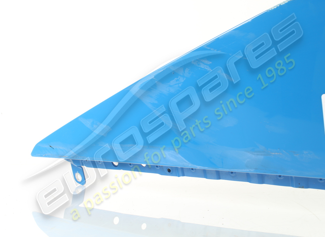 gebrauchter lamborghini rechter vorderer kotflügel. teilenummer 4t0821022d (2)