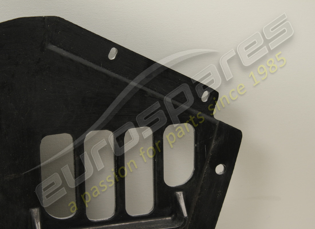 neu (andere) lamborghini unterboden. teilenummer 400825201c (3)