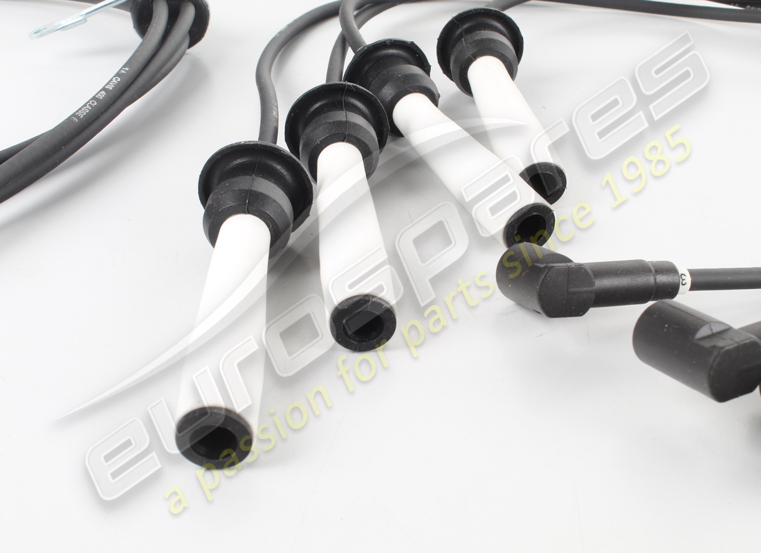 NEUES EUROSPARES KOMPLETTES HT-LEITUNGSSET. TEILENUMMER LHT008 (2) neues eurospares komplettes ht-leitungsset. teilenummer lht008 (2)