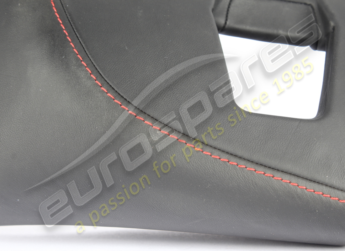 gebraucht ferrari kompletter rechter unterer stecker. teilenummer 811872 (2)