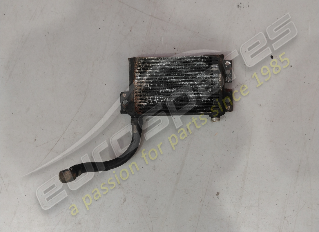 gebrauchter eurospares ölkühler mit unterem rohr. teilenummer eap1384378 (1)