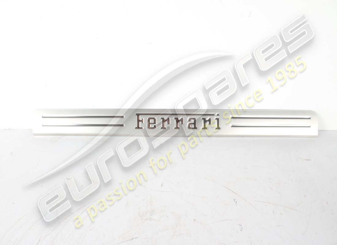 neuer ferrari linker kickplatte. teilenummer 86786000 (1)