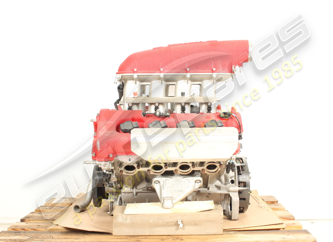 gebrauchter ferrari 430 motor. teilenummer 241058 (2)