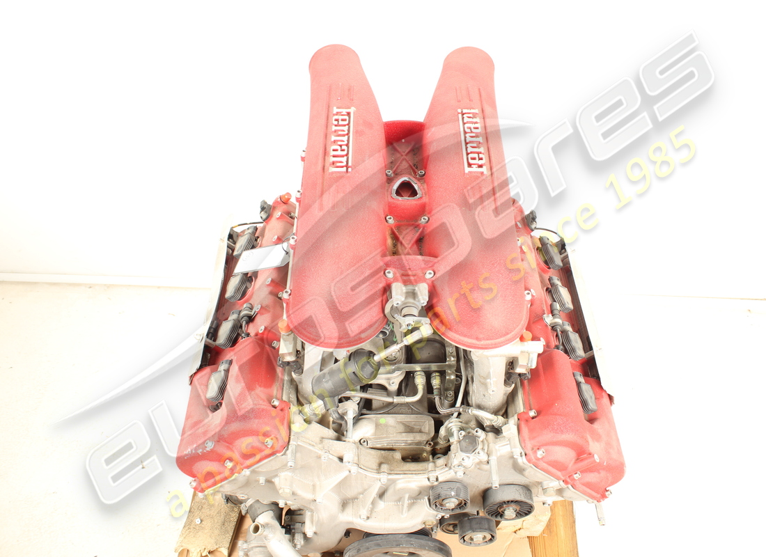 gebrauchter ferrari 430 motor. teilenummer 241058 (1)