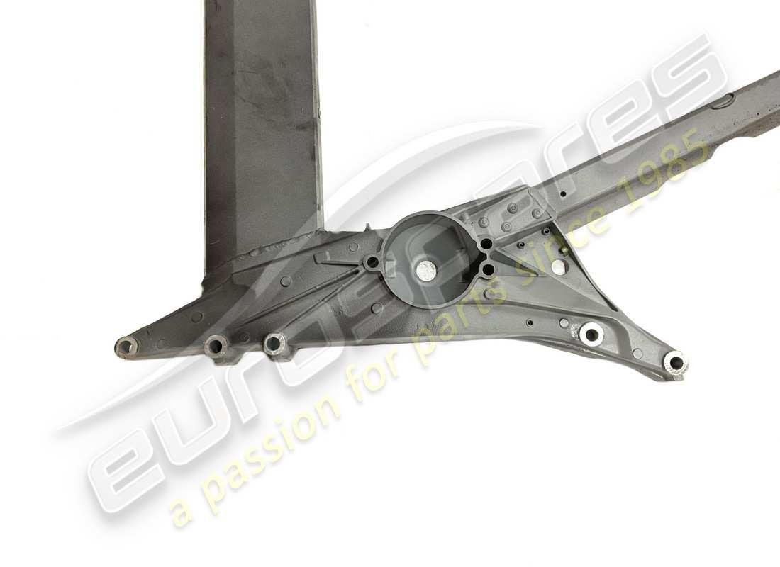 beschädigter ferrari motorhilfsrahmen. teilenummer 985278223 (4)