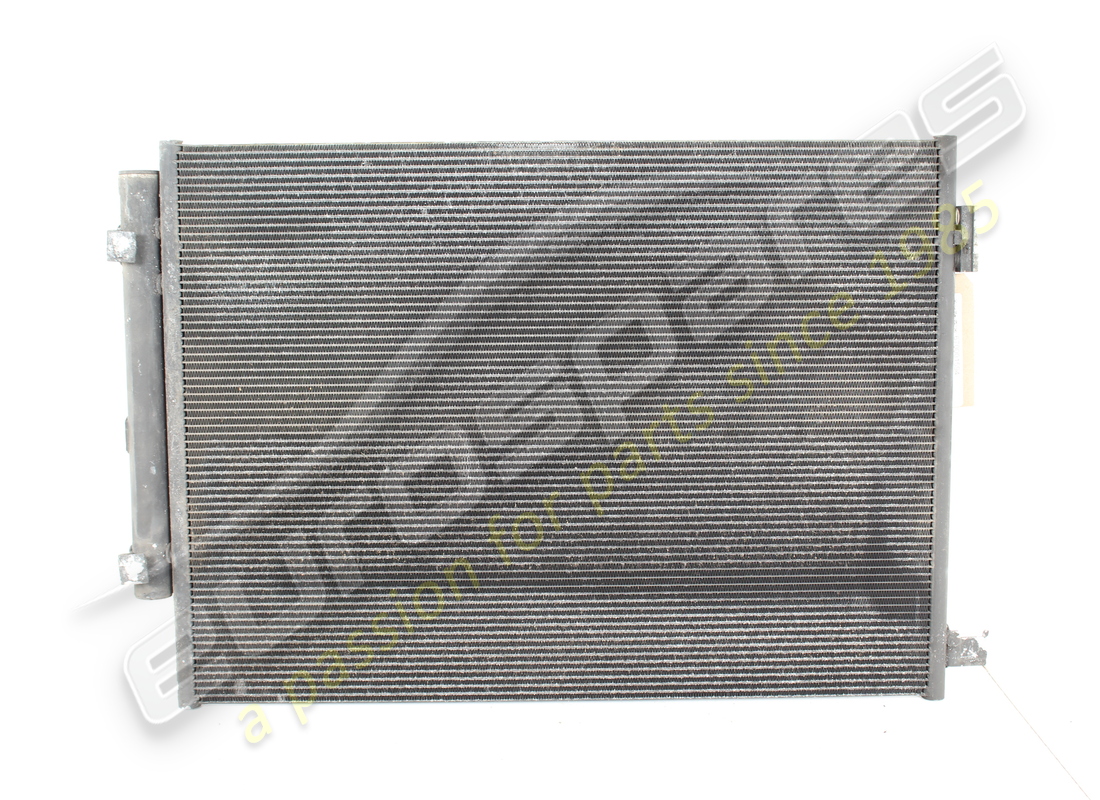 gebrauchter maserati klimaanlagen-kondensator. teilenummer 670001594 (2)