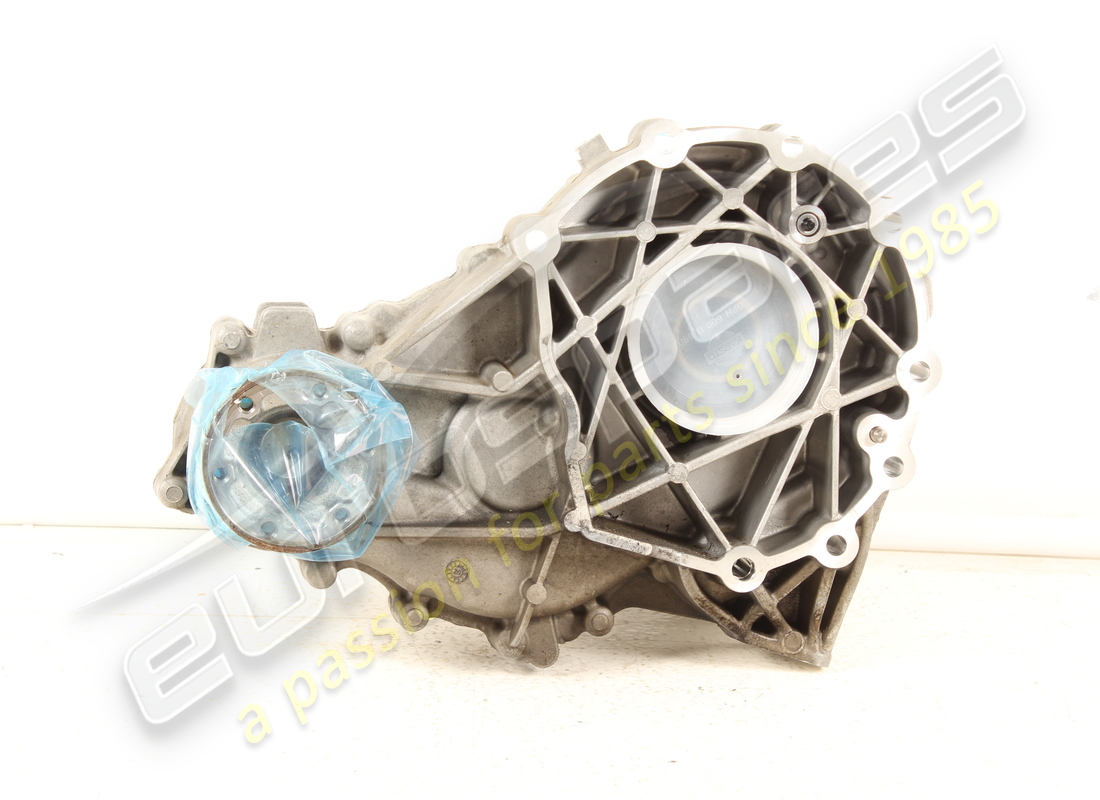 GEBRAUCHT Maserati ALLRADANTRIEB-VERTEILERGEHÄUSE . TEILENUMMER 670154135 (1)
