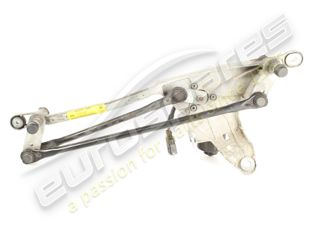 used maserati complete windshield wipers motor. part number 670001639 (1)