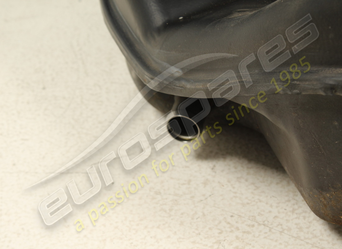 gebrauchter maserati kompletter dieseltank. teilenummer 670159335 (5)