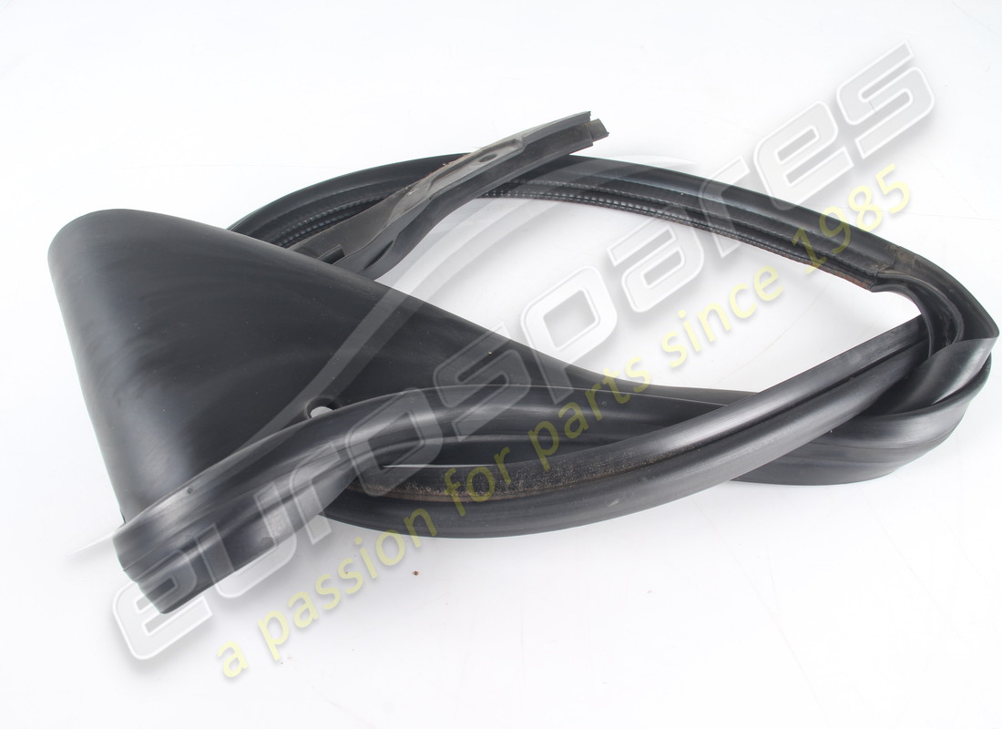 GEBRAUCHTE FERRARI RECHTE MOTORRAUMABDECKUNG. TEILENUMMER 88031200 (1) gebrauchte ferrari rechte motorraumabdeckung. teilenummer 88031200 (1)