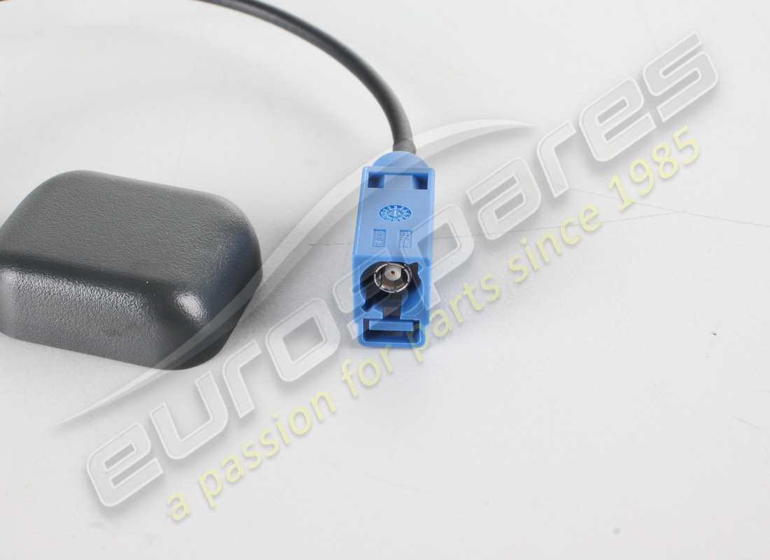 neue ferrari gps-antenne. teilenummer 278513 (2)