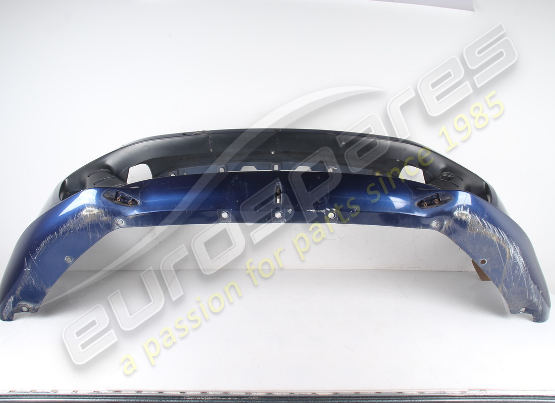 GEBRAUCHTER FERRARI FRONTSTOßSTANGE. TEILENUMMER 89047110 (4) gebrauchter ferrari frontstoßstange. teilenummer 89047110 (4)