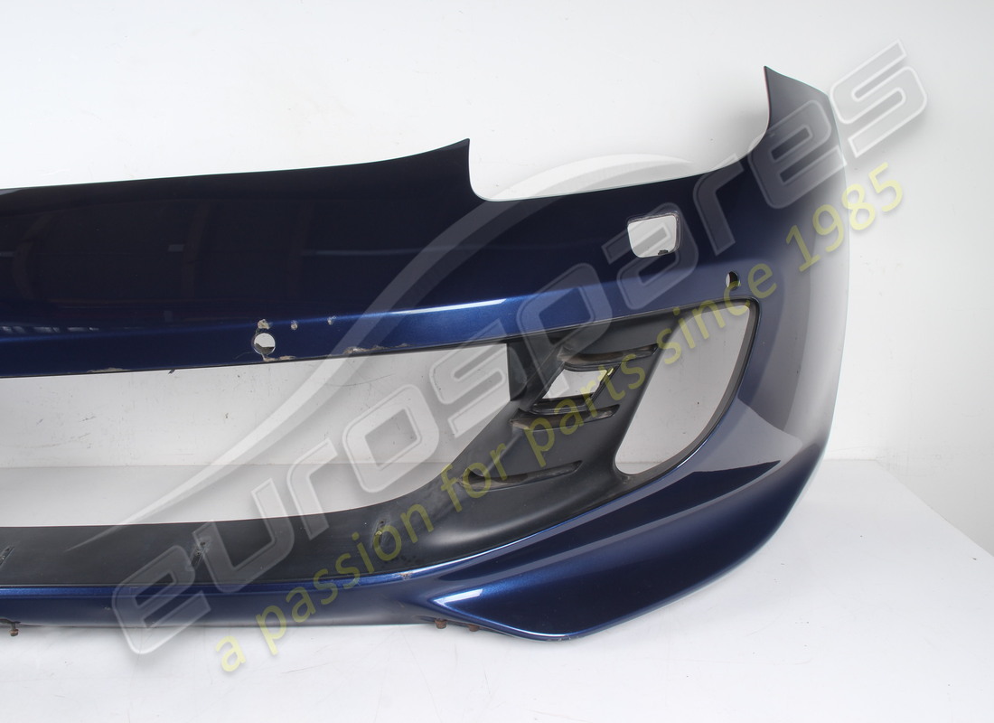 GEBRAUCHTER FERRARI FRONTSTOßSTANGE. TEILENUMMER 89047110 (3) gebrauchter ferrari frontstoßstange. teilenummer 89047110 (3)