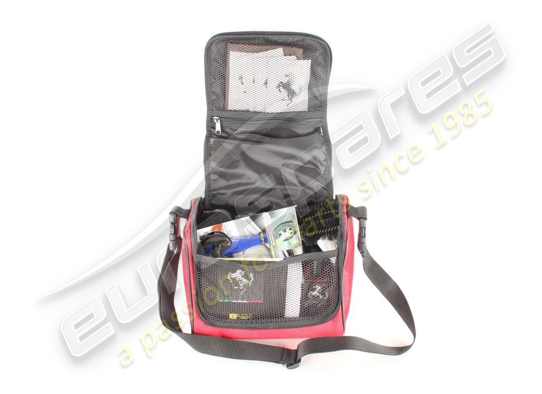 neu ferrari autopflege-aussenset. teilenummer 70004078 (3)