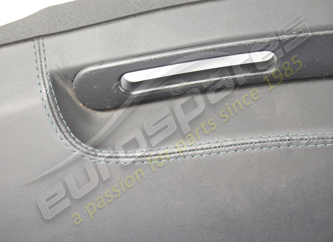gebraucht ferrari oberseitige armaturenbrettpolsterung. teilenummer 65533000 (4)