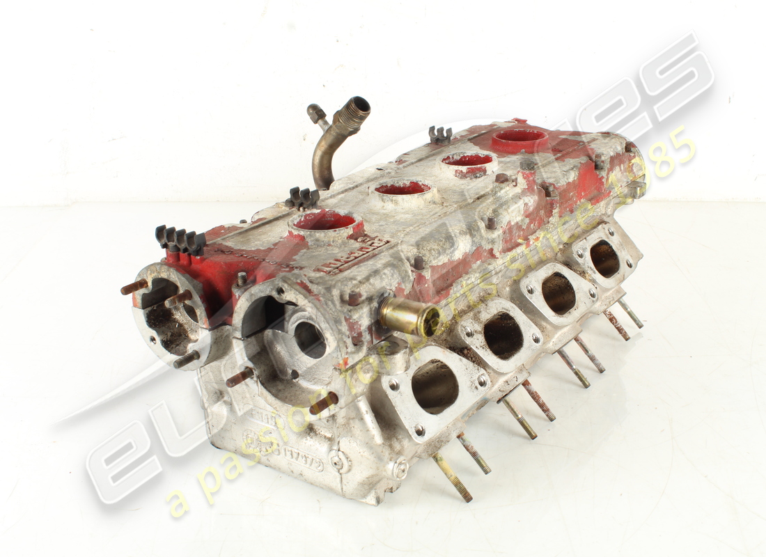 USED FERRARI CYLINDER HEAD. PART NUMBER 133994 (2) used ferrari cylinder head. part number 133994 (2)