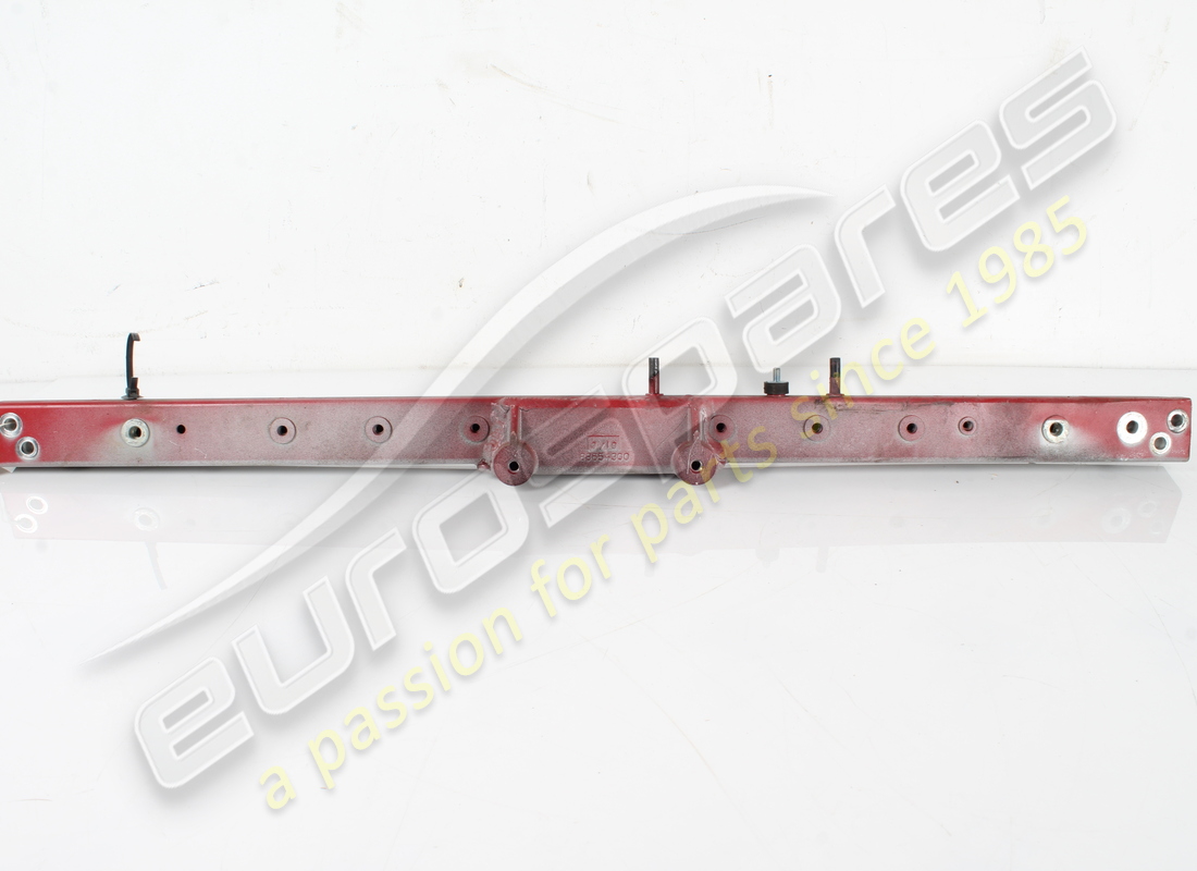 VERWENDET Ferrari GUSSVERBINDUNGS-QUERTEIL. TEILENUMMER 985307558 (1)