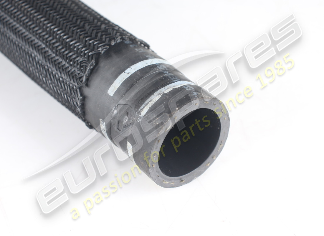 GEBRAUCHTER FERRARI VORDERER WASSERZUFUHRSCHLAUCH. TEILENUMMER 271546 (2) gebrauchter ferrari vorderer wasserzufuhrschlauch. teilenummer 271546 (2)