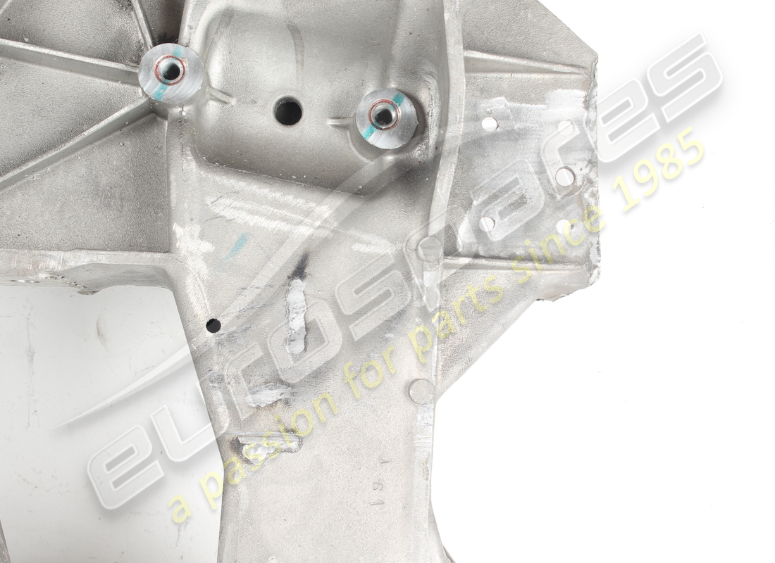 gebrauchte ferrari vordere hilfsrahmenbaugruppe. teilenummer 985259819 (9)