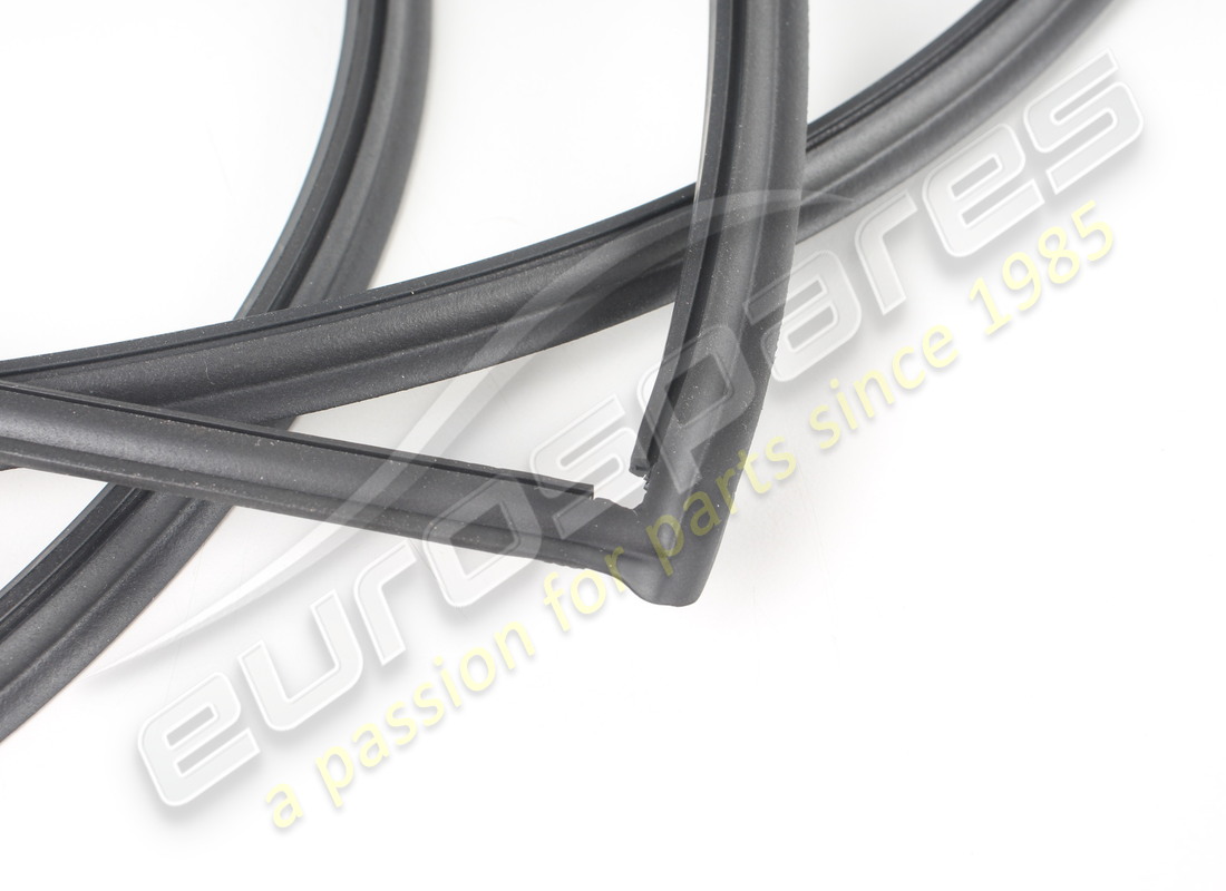 neues porsche-siegel. teilenummer 9p1877915a (2)