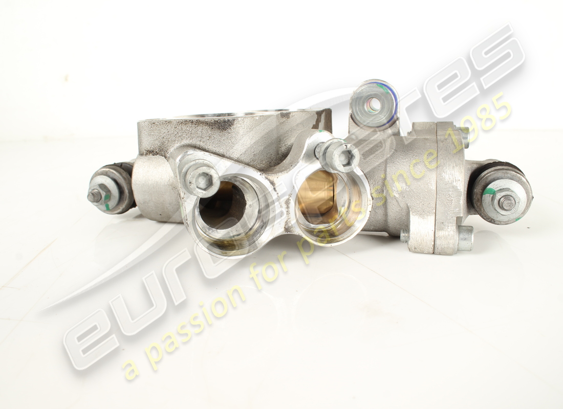 gebrauchter ferrari kompletter ölthermostat. teilenummer 316675 (3)