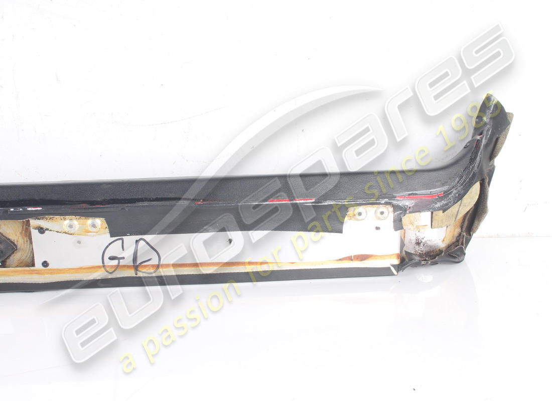 GEBRAUCHTE FERRARI FORMTEILE RHD GTS. TEILENUMMER 61951600 (7) gebrauchte ferrari formteile rhd gts. teilenummer 61951600 (7)