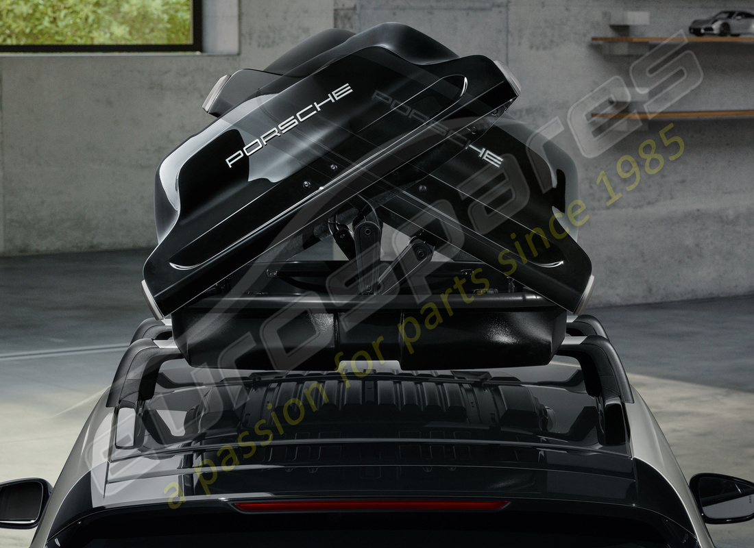 neue porsche dachbox in schwarz (hochglanz). teilenummer 9y0044870 (2)