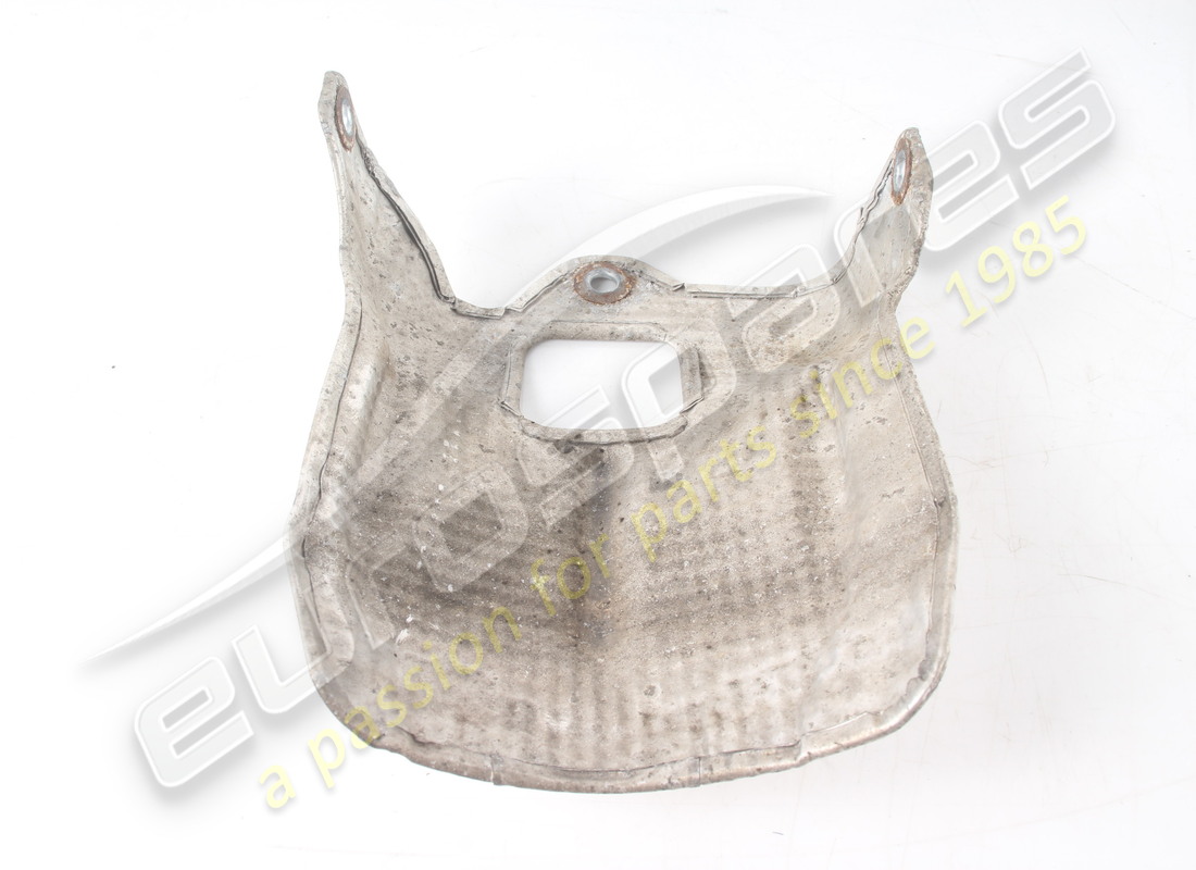 GEBRAUCHT MASERATI HINTERES DIFFERENTIAL-HITZESCHILD. TEILENUMMER 670002208 (4) gebraucht maserati hinteres differential-hitzeschild. teilenummer 670002208 (4)