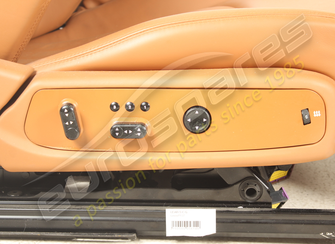 GEBRAUCHT FERRARI SITZSATZ. TEILENUMMER EAP1490263 (4) gebraucht ferrari sitzsatz. teilenummer eap1490263 (4)