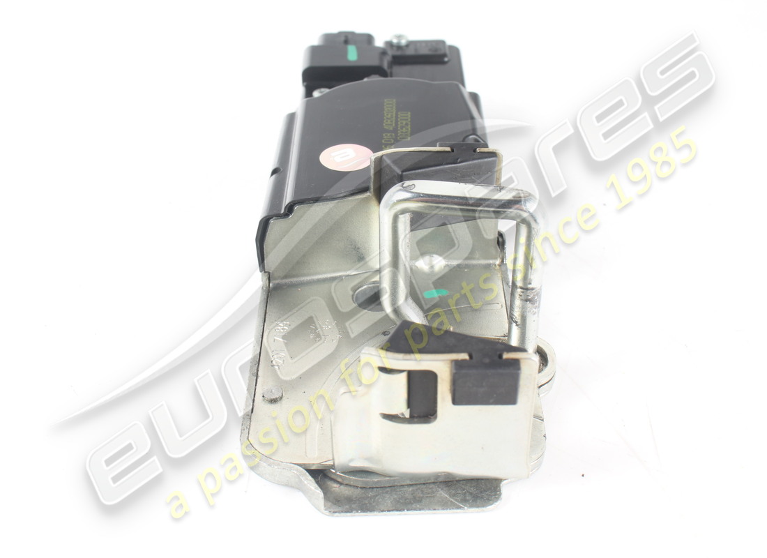 FERRARI LOCK STRIKER VERWENDET. TEILENUMMER 83629000 (2) ferrari lock striker verwendet. teilenummer 83629000 (2)