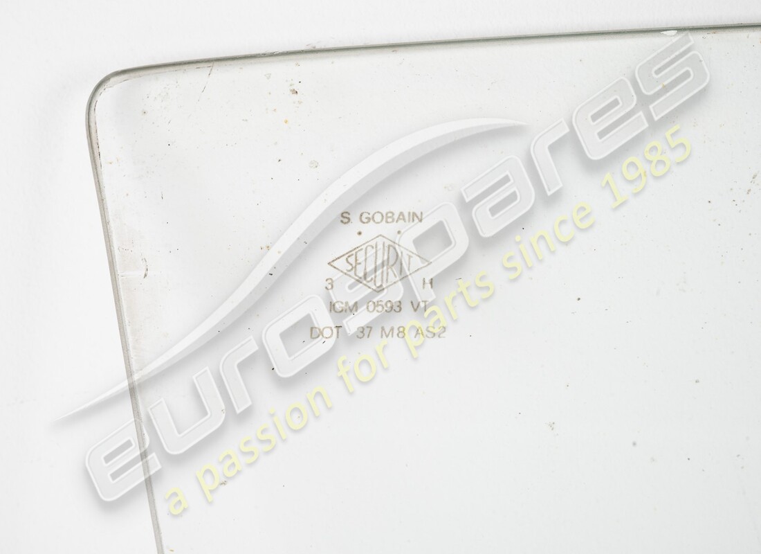 neu ferrari rechtes türfensterglas. teilenummer 50016302 (2)